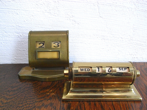 vintage perpetual calendar