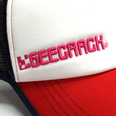 GEECRACKロゴ立体刺繍.jpg