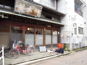 玄関マット人間