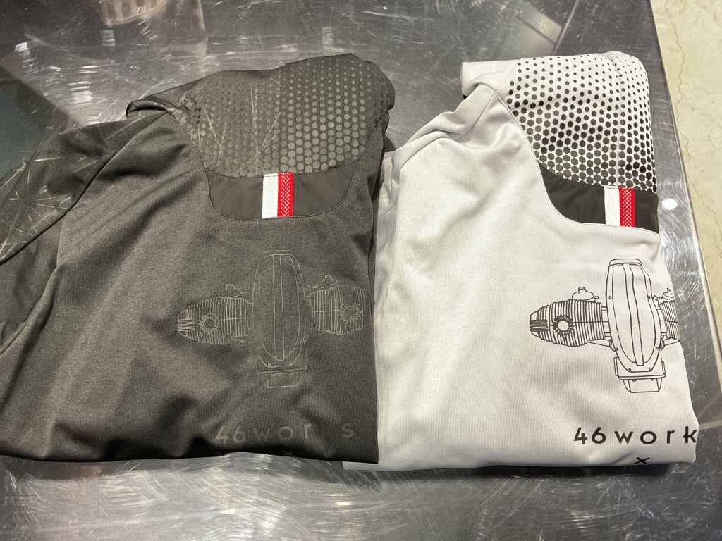 入荷速報】46WORKS×KUSHITANI MIDパーカー:KUSHITANI 大阪店 入荷速報】46WORKS×KUSHITANI MIDパーカー:KUSHITANI 大阪店