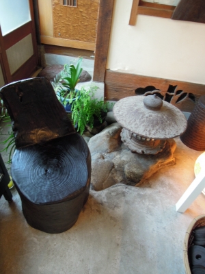 桐の椅子 岩本清商店 金沢