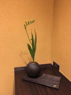 コゲダマ一輪挿し