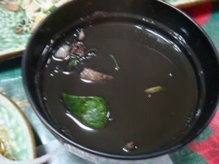 イカの墨汁