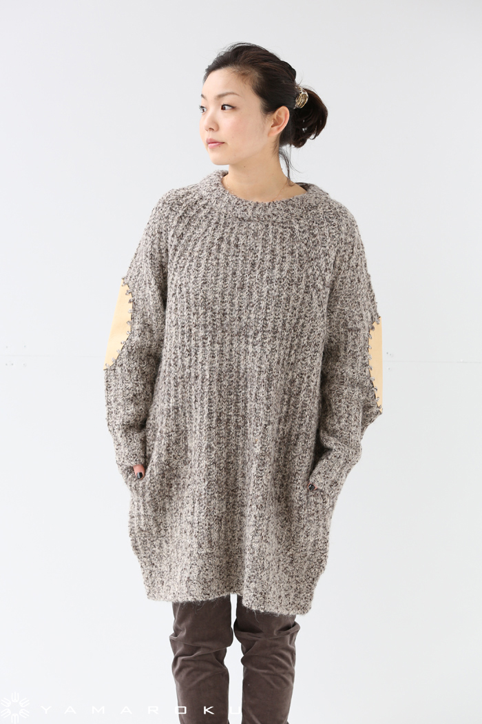 iliann loeb（イリアンローヴ） SUPER FINE ALPACA BOUCLE ニット