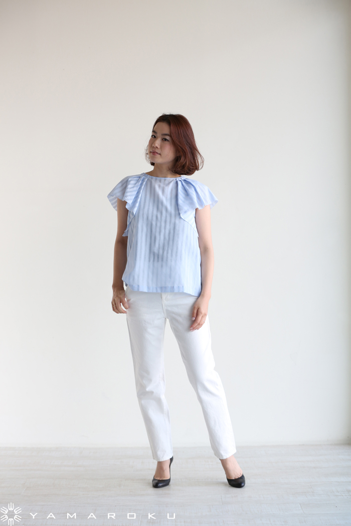 SACRA（サクラ）SHADOW STRIPE 袖フリルブラウス、UNEVENNESS TWILL  