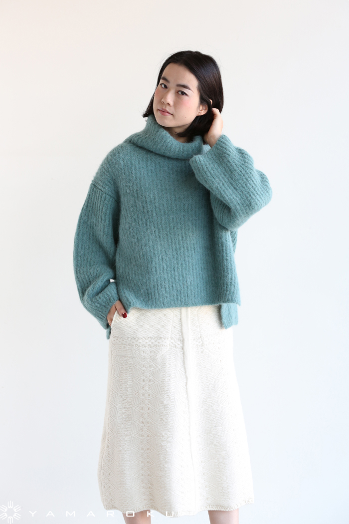 iliann loeb(イリアンローヴ) BRUSHED ALPACA プルオーバー、BRITISH