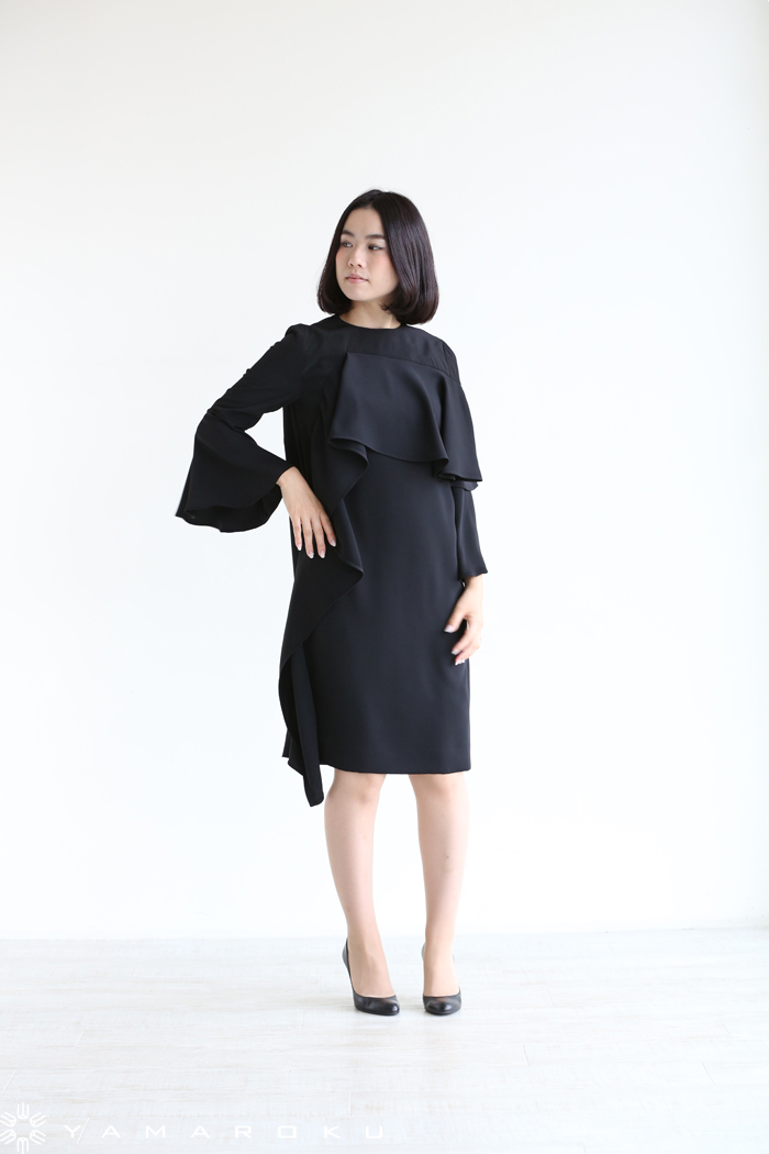 AKIRA NAKA(アキラナカ) Hagen ワンピース、Edel スカート