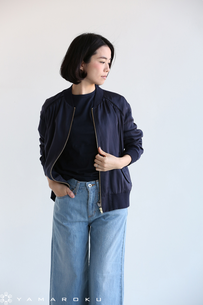 MUVEIL WORK ミュベールワーク　ネイビーレース　　刺繍ブルゾン　36 MUVEIL WORK ミュベールワーク ネイビーレース 刺繍ブルゾン 36