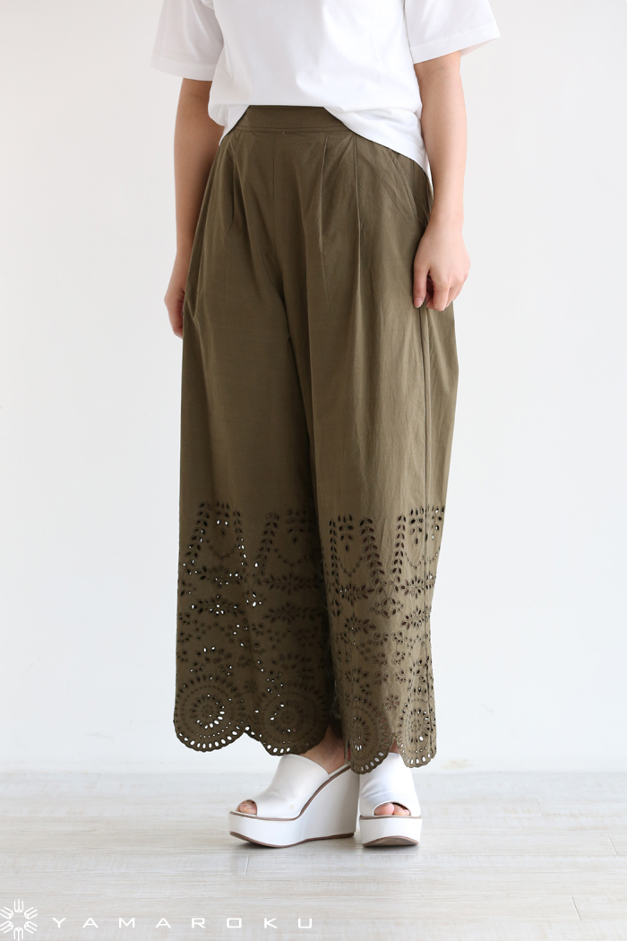 MUVEIL WORK(ミュベールワーク) インドシフリー刺繍入りスカート