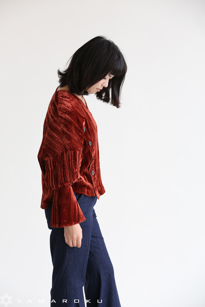 AKIRA NAKA(アキラナカ) Ulla ドルマントップス！！ | YAMAROKU