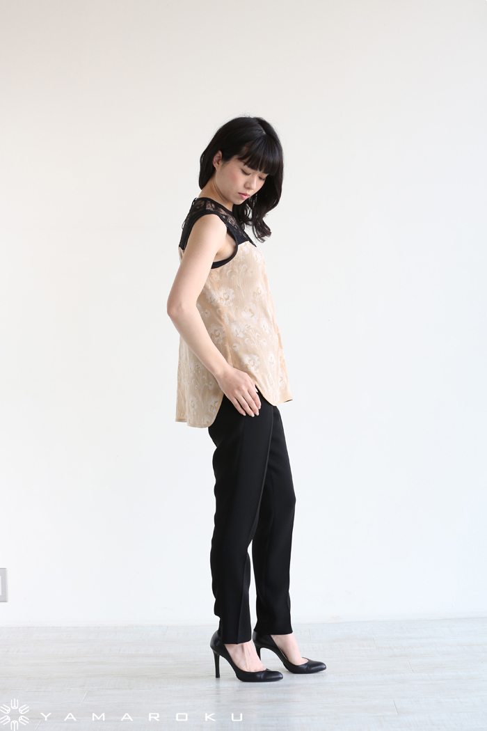 Mame Kurogouchi(マメ) Carnation Willow Sleeveless Tops