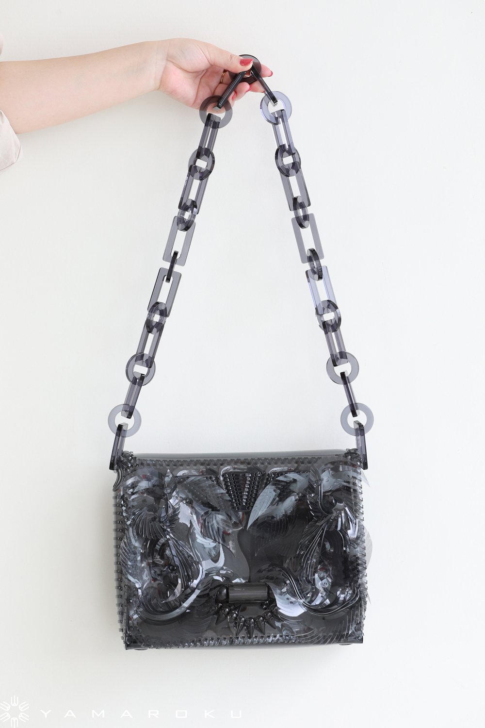 mame*Vinyl Chloride Long Chain Bag | angeloawards.com