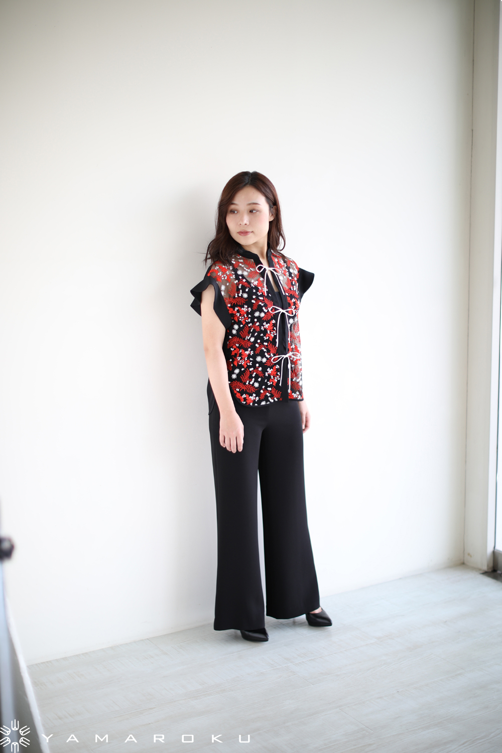 Mame Kurogouchi(マメ) Pedicel Lace French Sleeves Shirts