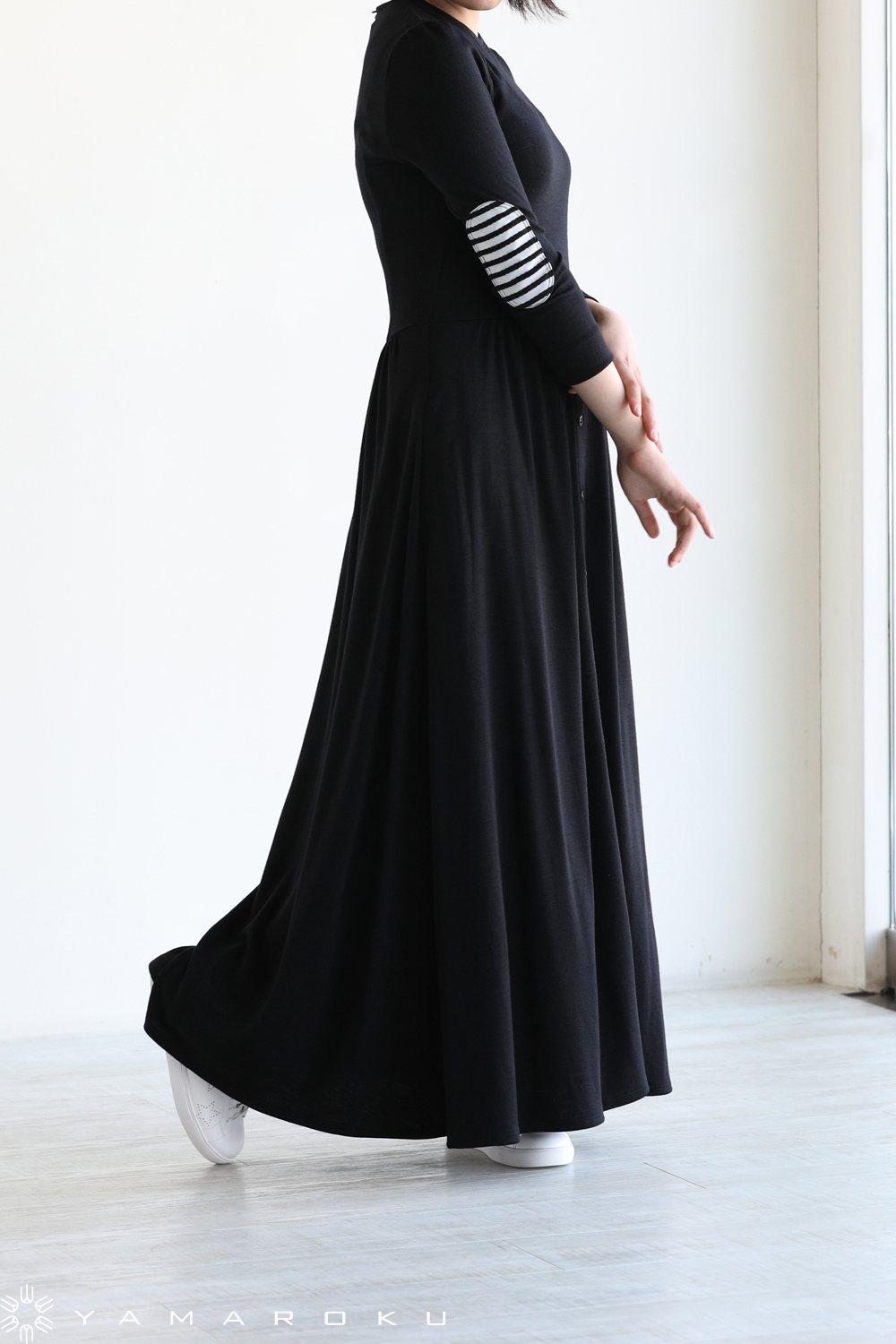 BORDERS at BALCONY  JERSEY MAXI DRESS