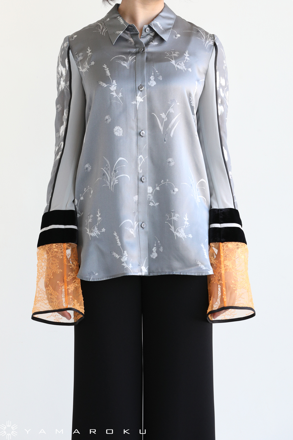 スーツ・フォーマル・ドレス Mame kurogouchi Silk Lame Printed Dress mame - mame Silk Lame Print V-Neck Dressの通販 by ☺︎｜マメ
