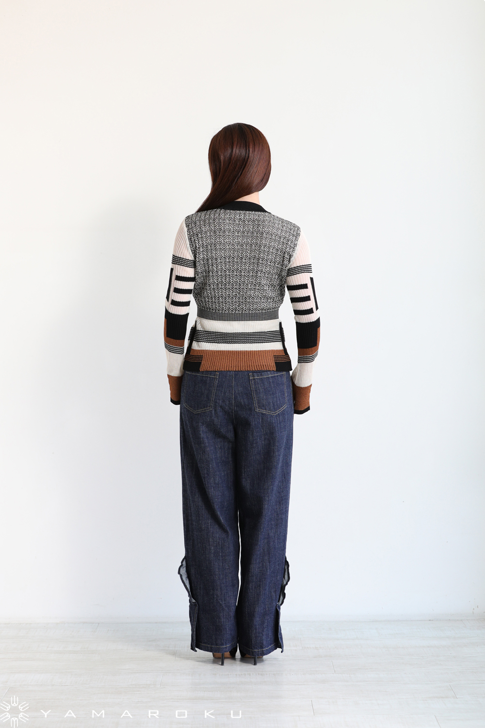 Mame Kurogouchi(マメ) Mixed Knitted Fabric Peplum Pullover