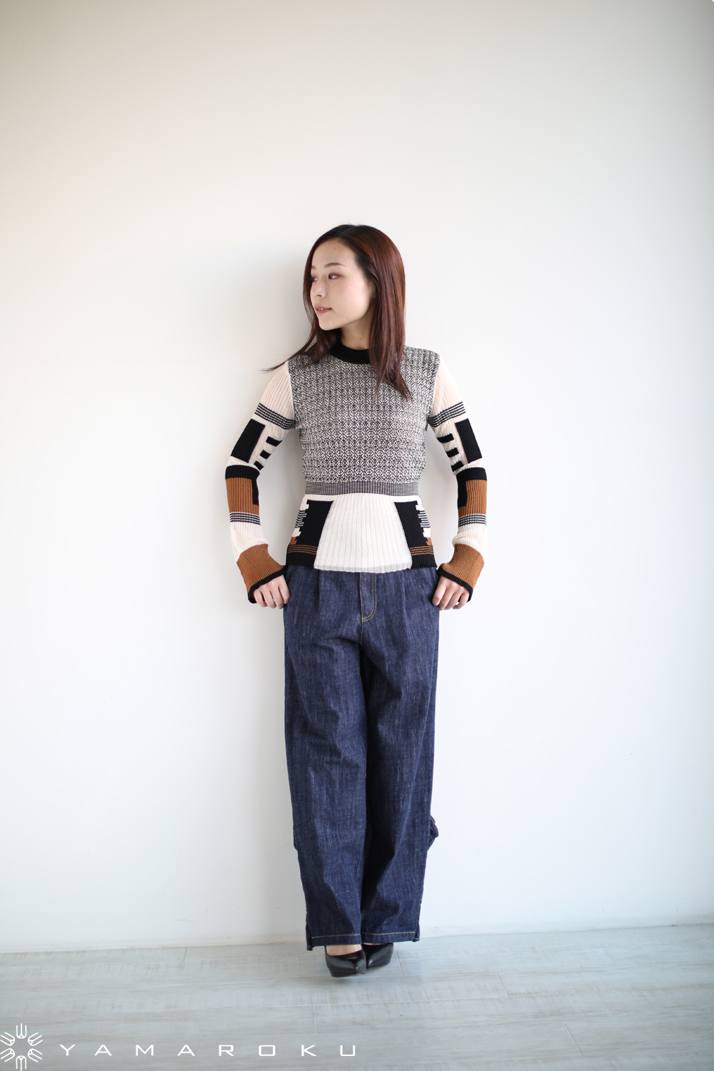 Mame Kurogouchi(マメ) Mixed Knitted Fabric Peplum Pullover