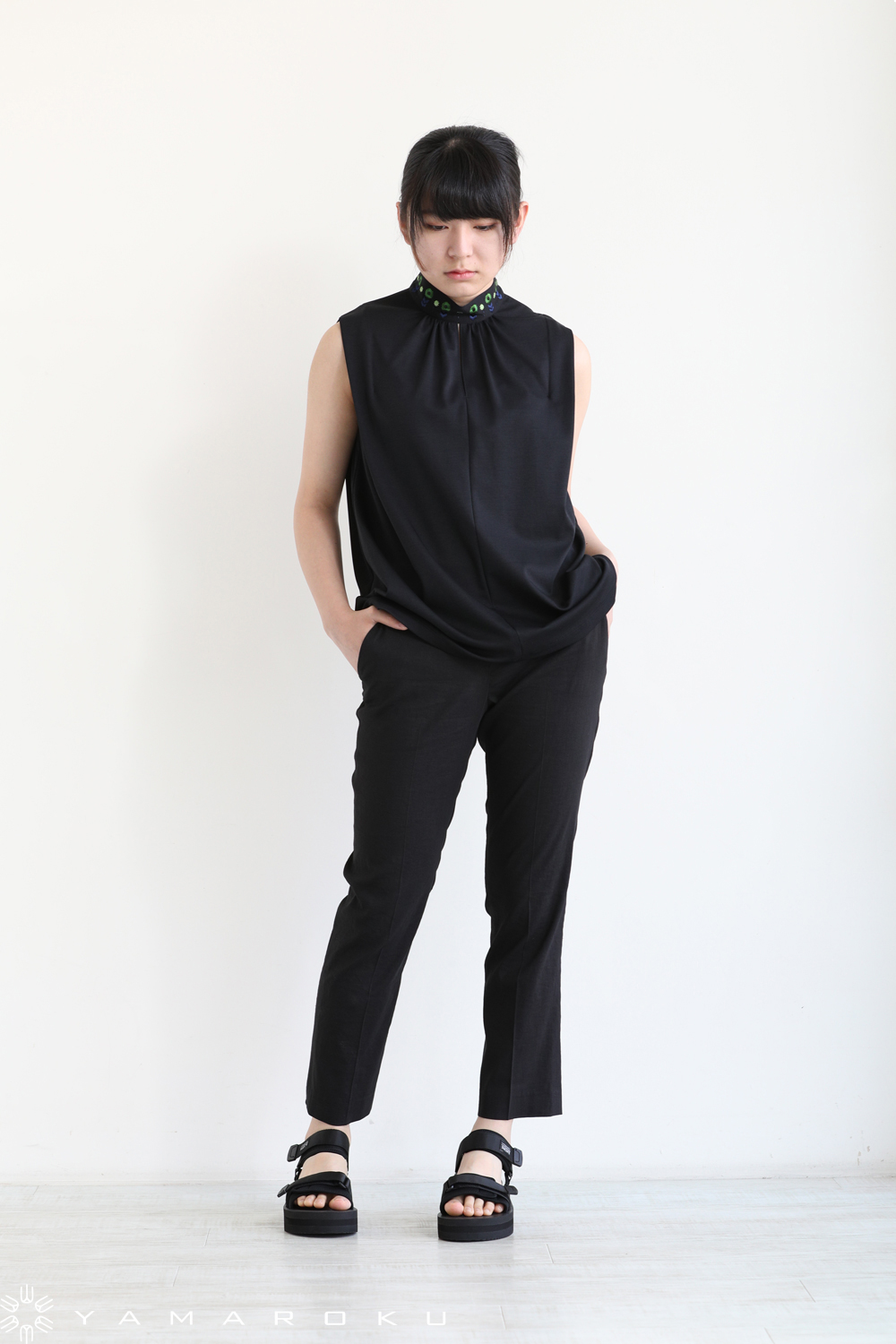 Theory ECO CRUNCH WASH パンツスーツ ネイビー BREEZY FEELING | Theory luxe（セオリーリュクス）公式通販サイト