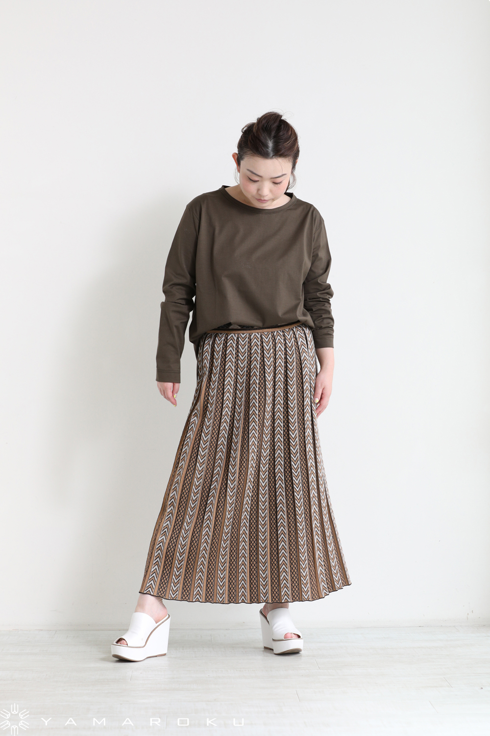 Mame Kurogouchi(マメ) Pleated Knitted Skirt!! | YAMAROKU New Arrival