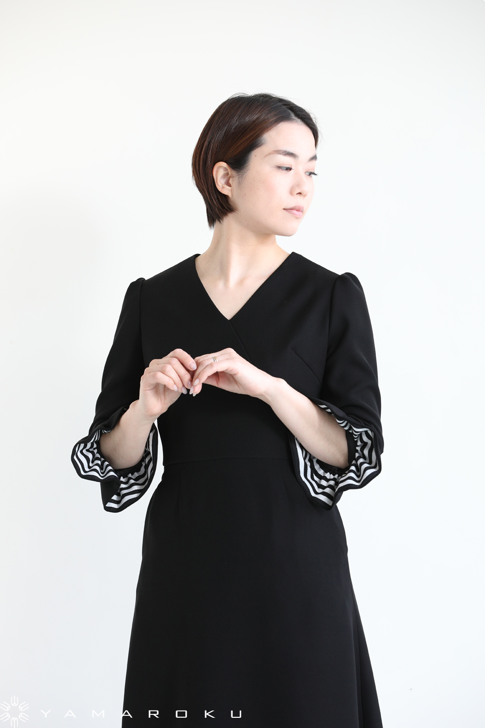 売れ筋ランキングも掲載中！ BORDERS at BALCONY(ボーダーズアットバルコニー) V-NECK DRESS ワンピース