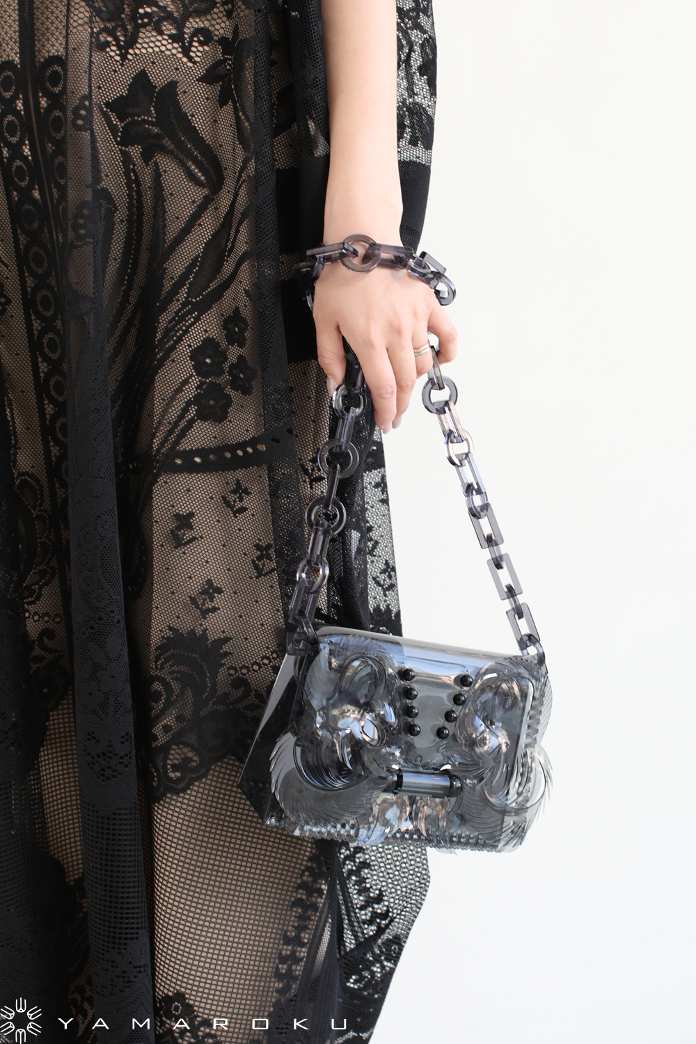 Mame Kurogouchi(マメ) Vinyl Chloride Mini Chain Bag ...