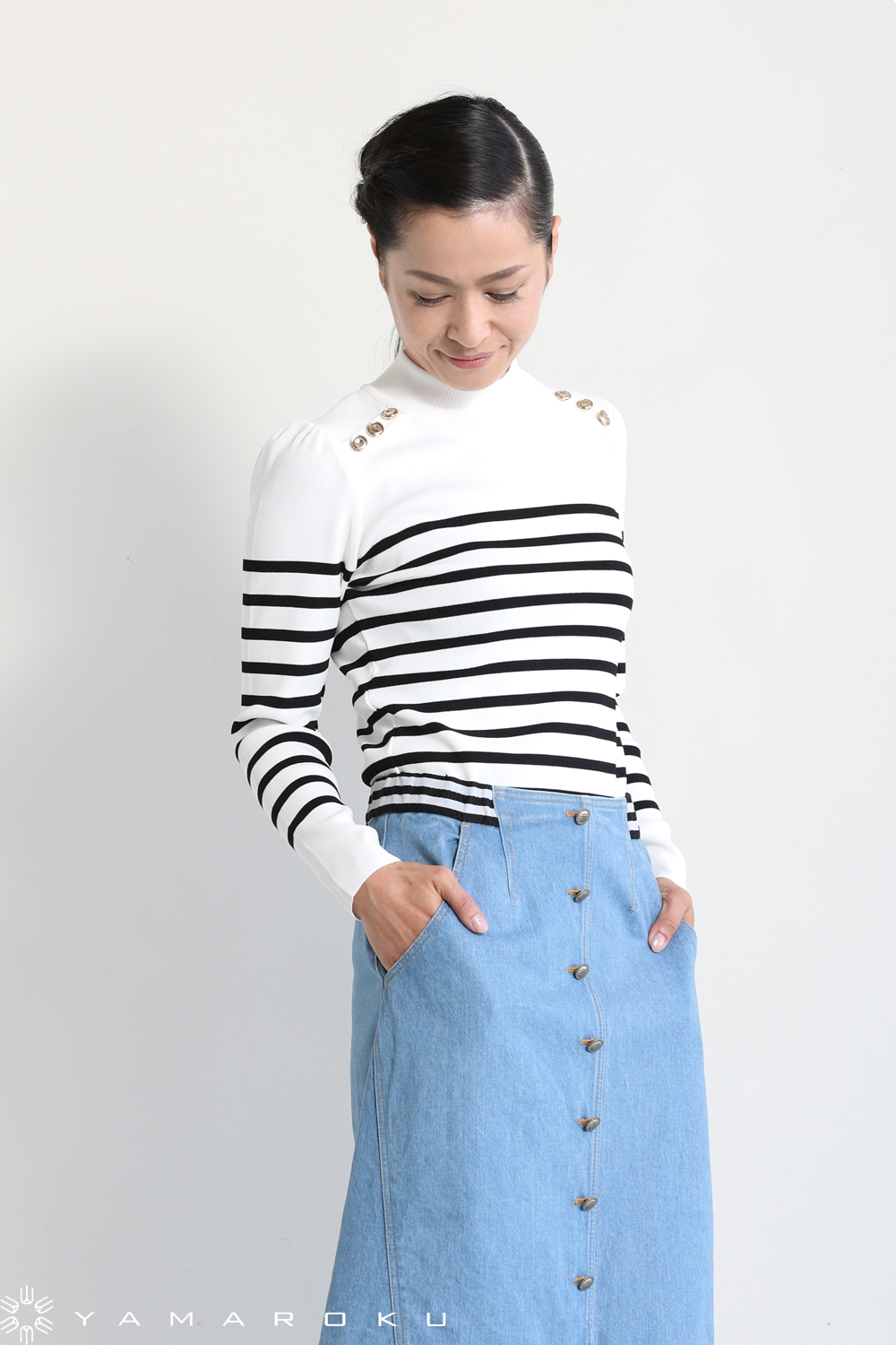 BORDERS at BALCONY(ボーダーズアットバルコニー) GOLD BUTTONED TOP 