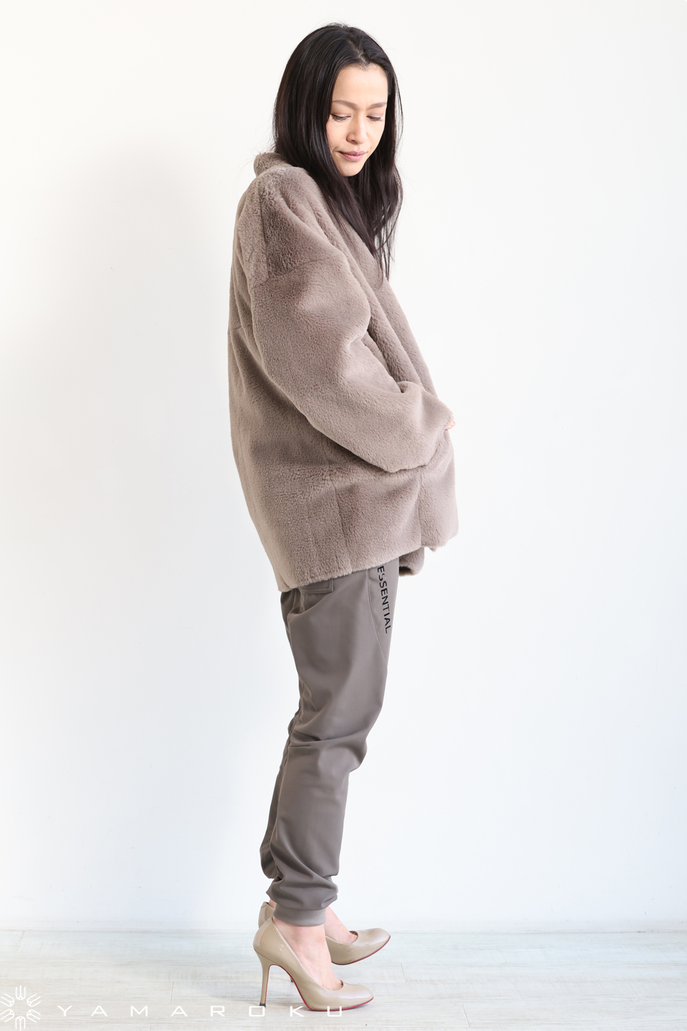 SONO(ソーノ) リバーシブルフェイクムートン ショートコート