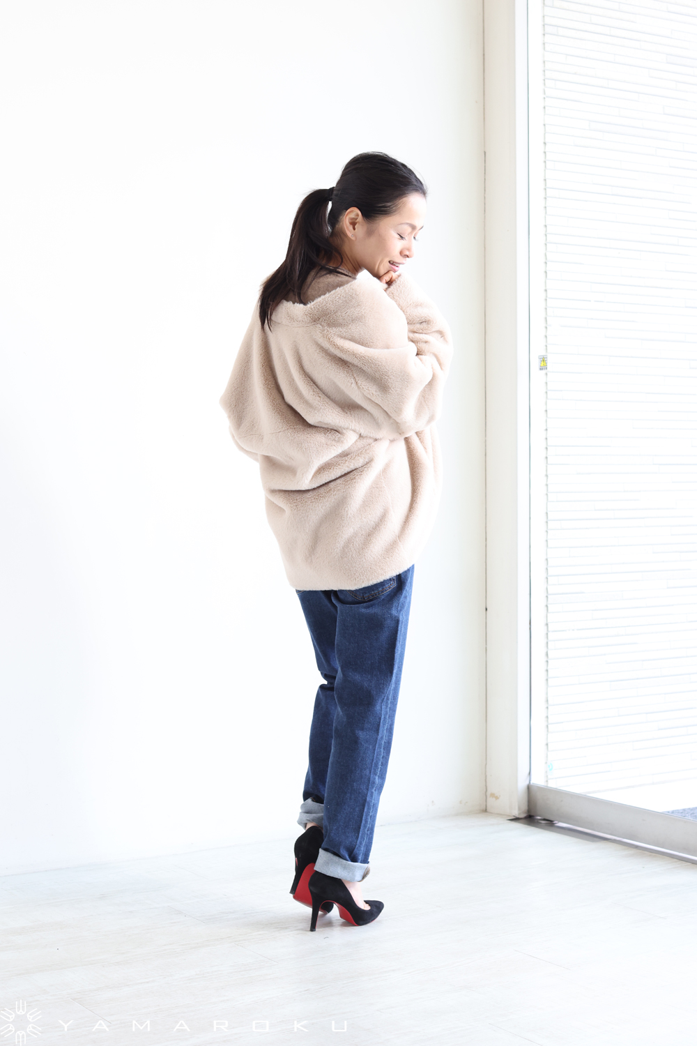 SONO(ソーノ) リバーシブルフェイクムートン ショートコート