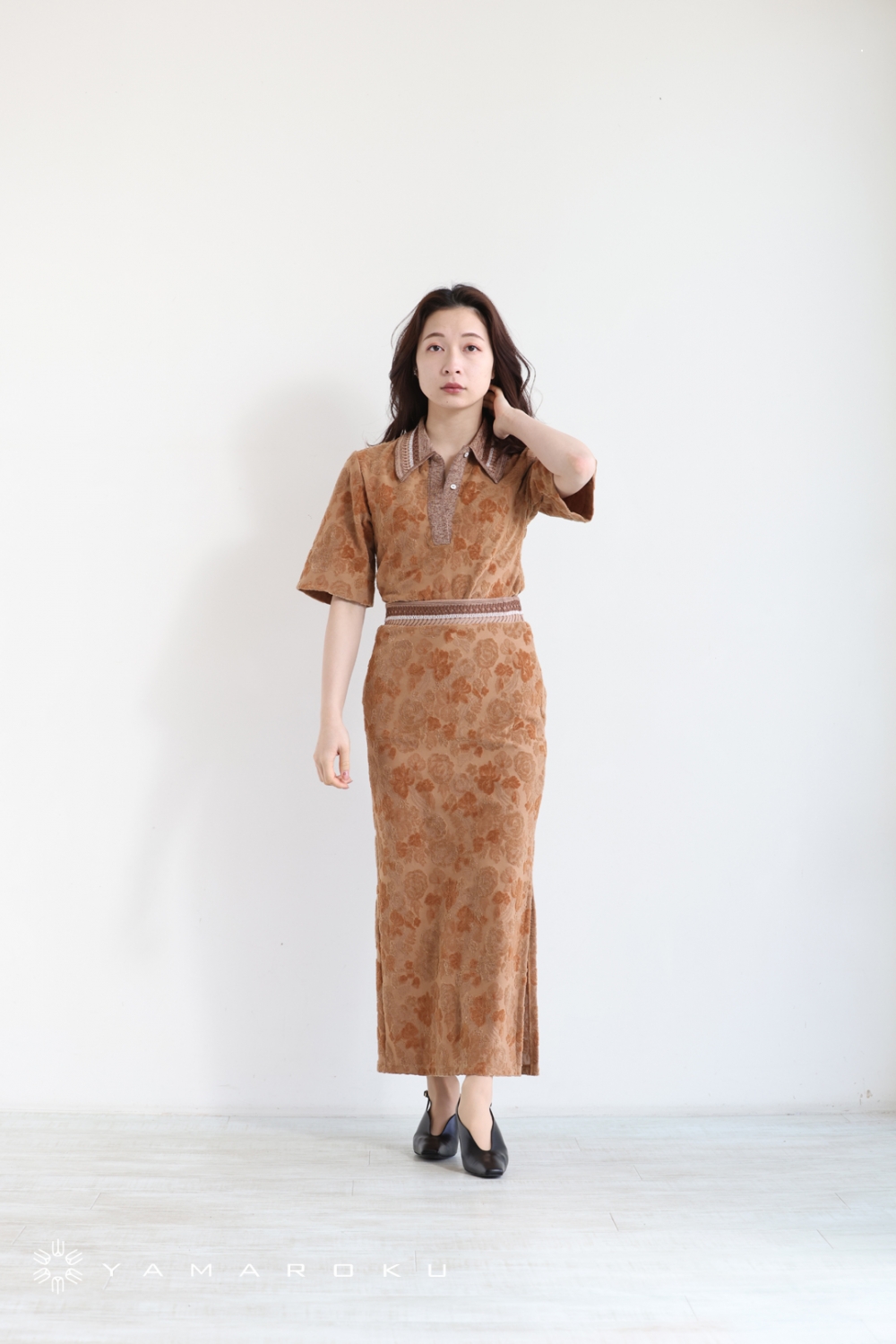 Mame Kurogouchi(マメ) Flowered Velour Jacquard Polo Shirt 、Skirt