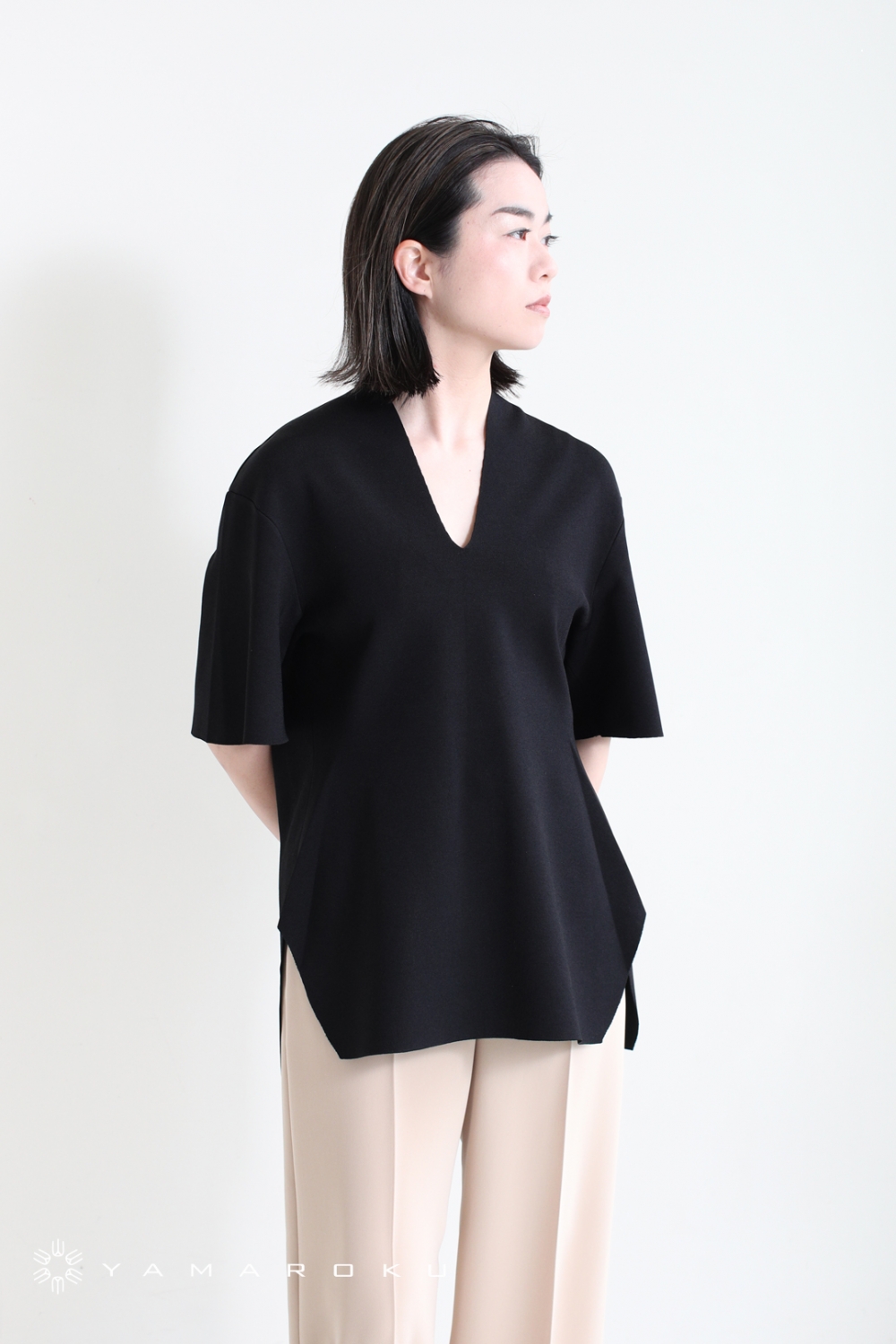 Mame Kurogouchi(マメ) Milano Ribbed V-Neck Top、 Milano Ribbed