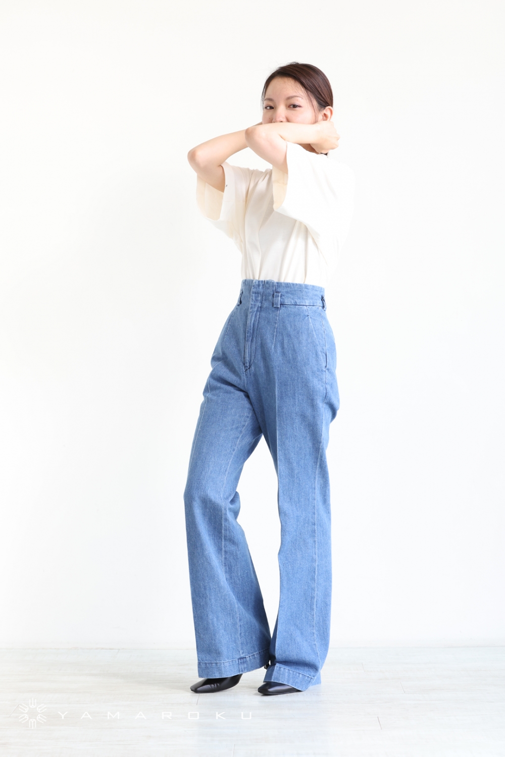 Mame Kurogouchi(マメ) High-Waisted Flared Demin Jeans