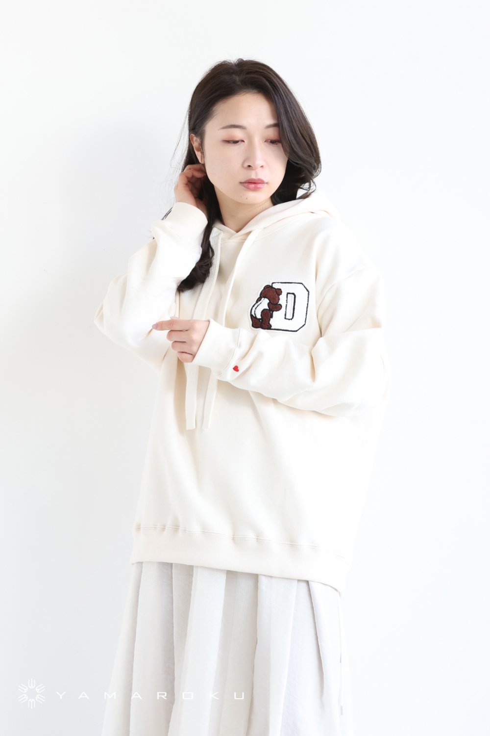 美品】ブルスタンダードクロージングベアワッペントップスベージュ