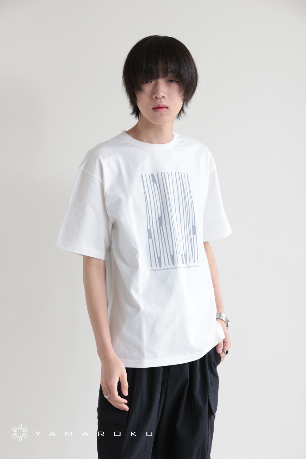 SIWALY fluid(シワリーフルイド) 【UNISEX】Crew Neck Logo T-shirt