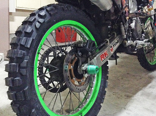 KLX250タイヤ交換ミシュランT63 | ///NMR Blog///日本メット連合