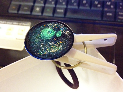宇宙塗りヘアゴム