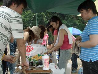20050730 猿島 調理中