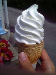 20050731 飯田牧場 ソフトクリーム