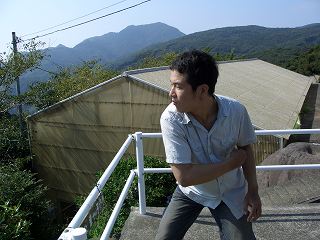 20050828 皿投げ気晴らし台 タカシ