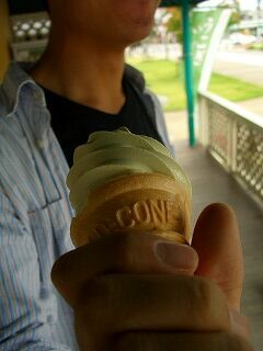 20060919 うこぎソフトクリーム