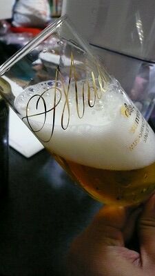 20070520 サントリービール工場 注ぎ方2