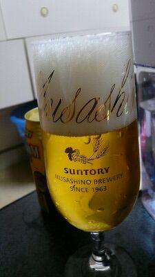 20070520 サントリービール工場 注ぎ方3