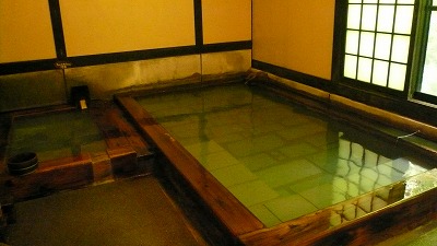 20080713 寒の地獄温泉 浴槽