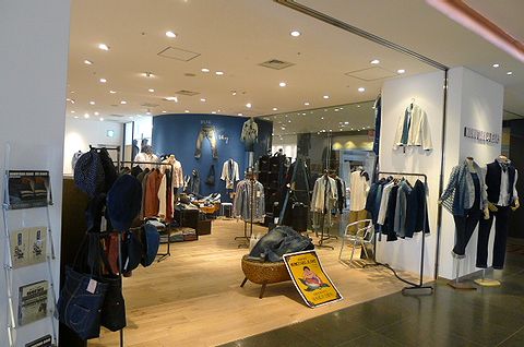 桃太郎ジーンズ青山店
