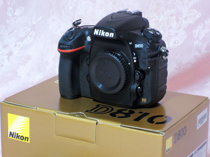 Nikon D810とAF-S NIKKOR 28-300mm f/3.5-5.6G ED VRレンズを Nikon D810とAF-S NIKKOR 28-300mm f/3.5-5.6G ED VRレンズを