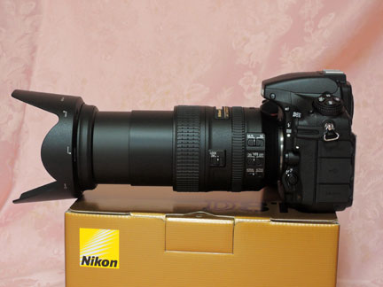 Nikon D810とAF-S NIKKOR 28-300mm f/3.5-5.6G ED VRレンズを Nikon D810とAF-S NIKKOR 28-300mm f/3.5-5.6G ED VRレンズを