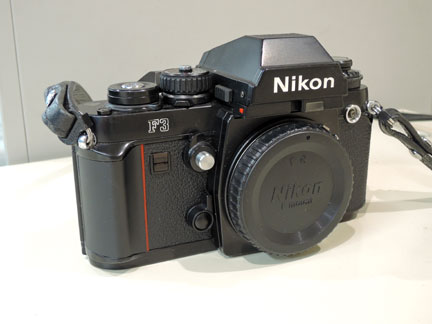 Nikon F3 ニコンのフィルム一眼レフカメラを修理 イケてる モノ コト