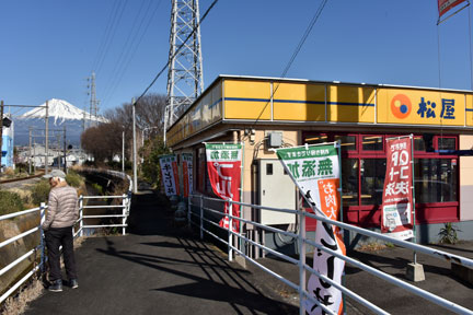 D8C_6899.jpg