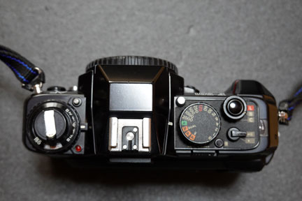Nikon F501 ニコン初のオートフォーカス機能付き一眼レフカメラ | イケ 