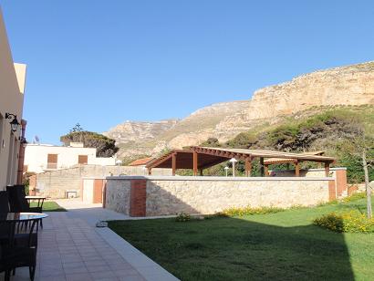 2010sicilia32agriroombbq.JPG