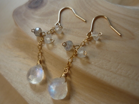 white labradorite